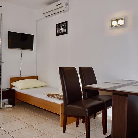 טרוגיר Apartments Victoria מראה חיצוני תמונה