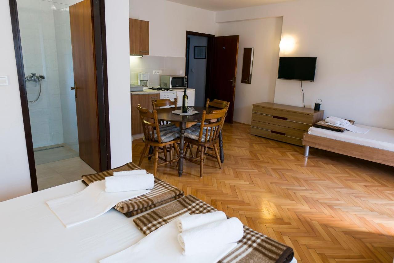 טרוגיר Apartments Victoria מראה חיצוני תמונה