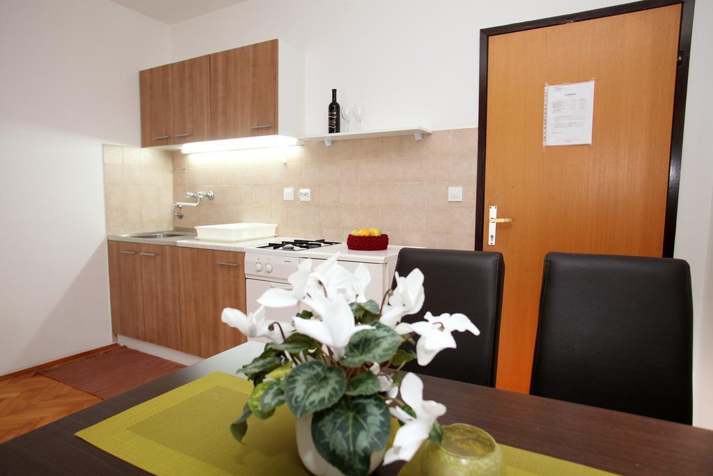 טרוגיר Apartments Victoria מראה חיצוני תמונה